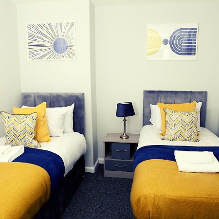 شقة 3-Bed House With Parking Near London O2 المظهر الخارجي الصورة
